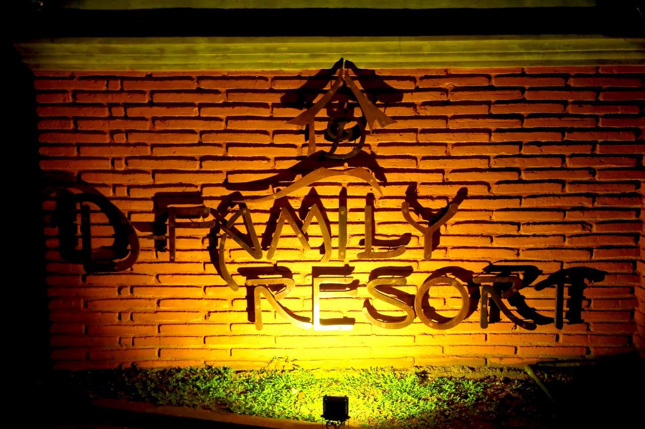 D Family Resort Anuradhapura Eksteriør billede