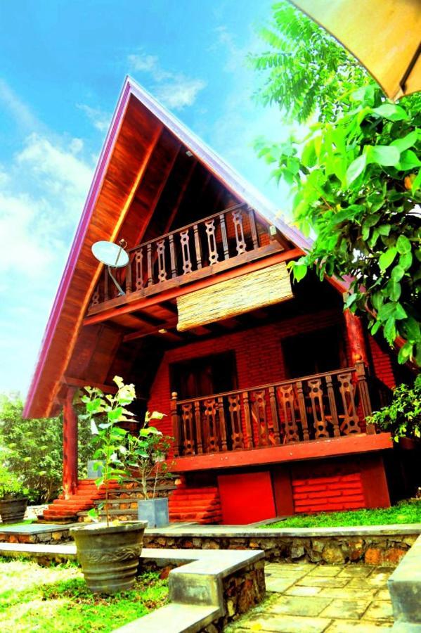 D Family Resort Anuradhapura Eksteriør billede