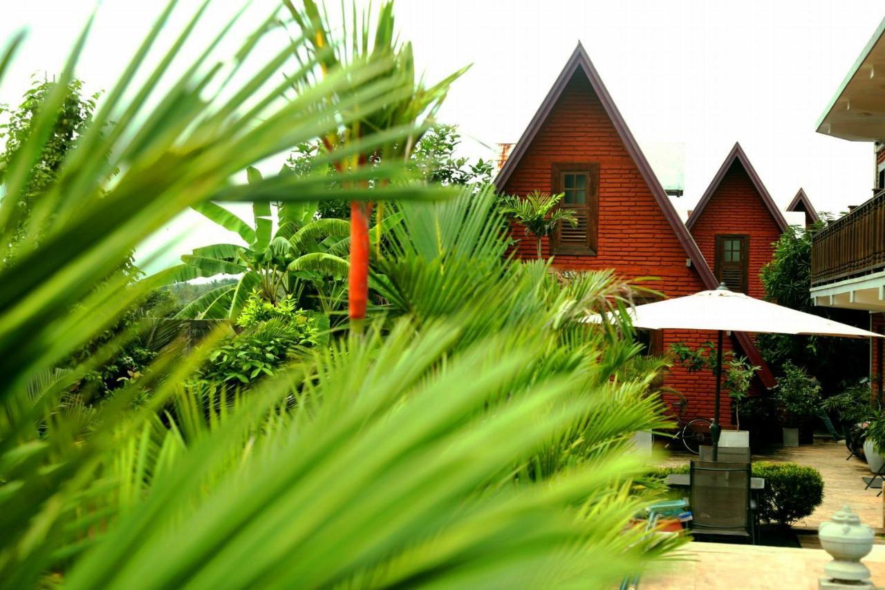 D Family Resort Anuradhapura Eksteriør billede