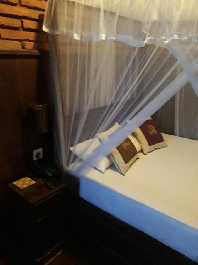 D Family Resort Anuradhapura Eksteriør billede